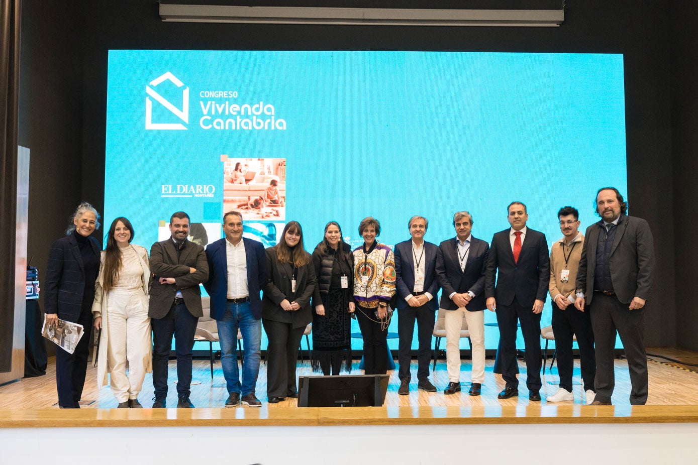 Foto de familia de la mayoría de ponentes de estas dos jornadas.
