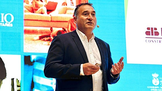 «La administración puede impulsar la construcción industrializada»