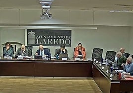 Sesión del pleno de Laredo de este jueves.
