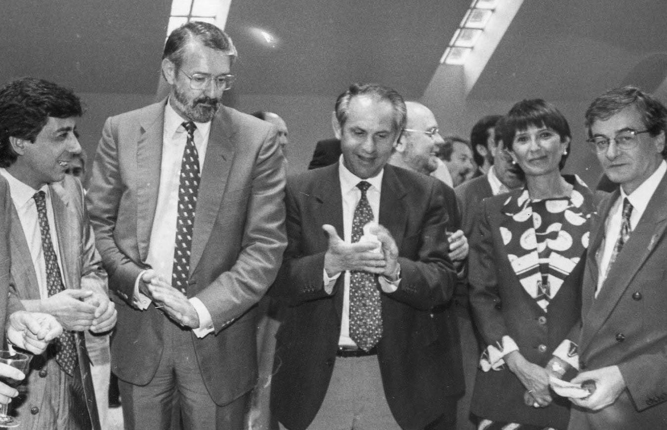 Despedida de Pallarés como delegado del Gobierno en 1995. De izquierda a derecha, Julio Neira, Jaime Blanco, Ángel Duque y, en el extremo, Maxi Valle.