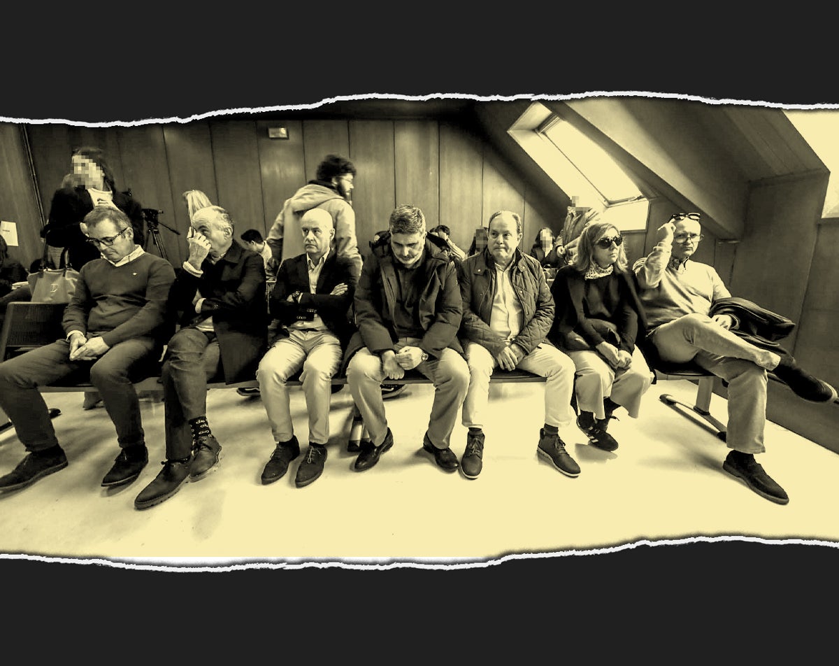 De izquierda a derecha: Miguel Ruiz, Elías Celis, Secundino Vidal Celis (los tres de Rucecan), José Luis Blanco (Api Movilidad), José Saiz (La Encina y Cannor), Beatriz del Río (esposa del funcionario) y Miguel Ángel Diez (el exjefe de Carreteras de Cantabria).