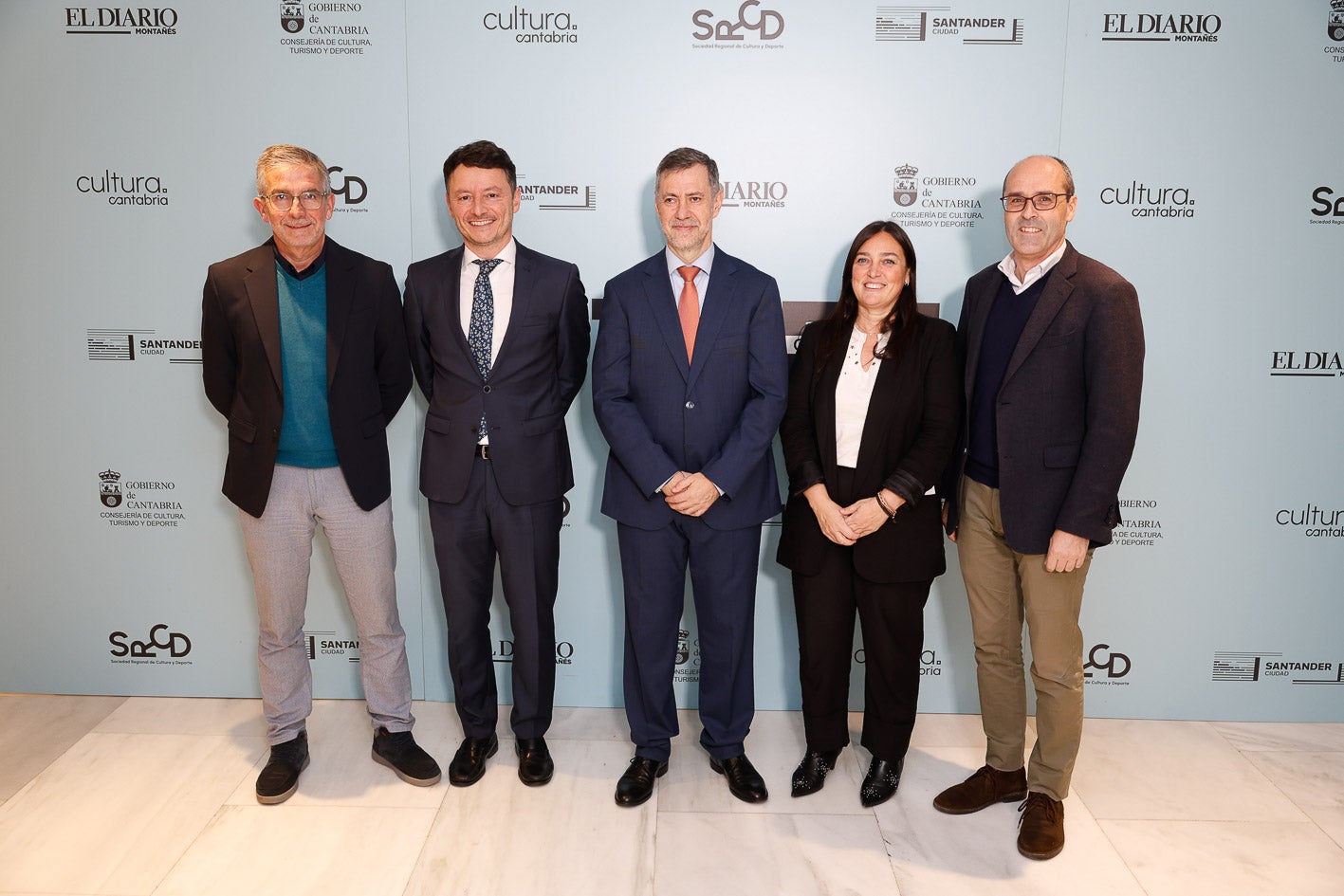 Cesar Díaz, Alejandro Liz, Luis Martínez Abad, Noemí Mendez y Juan José Alonso.