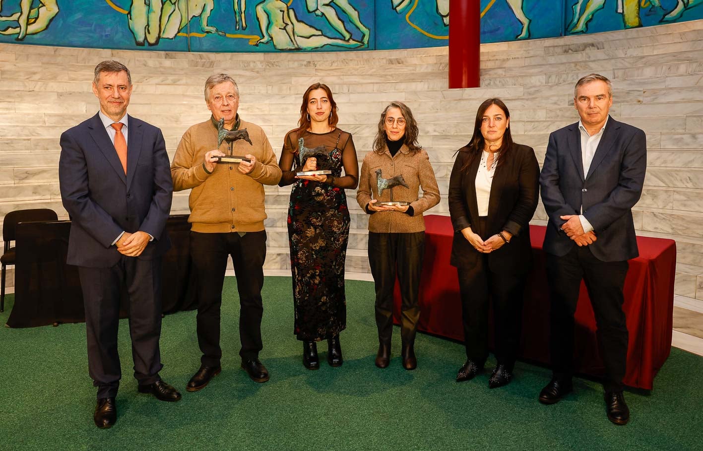 Luis Martínez Abad, Juan Riancho, Marina Iñesta , Vicky Uslé, Noemí Méndez y Alberto Santamaría.