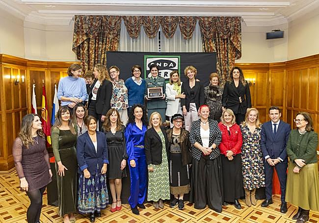 Foto de familia del acto.