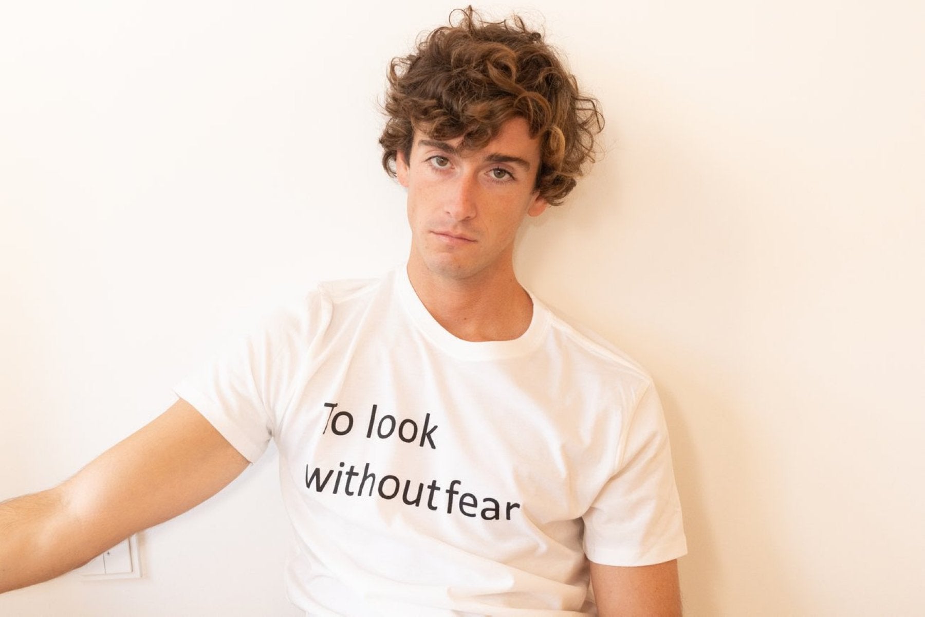 Guitarricadelafuente, cabeza de cartel del Santander Music Festival, recalará en Cantabria con 'Spanish leather', su segundo disco.