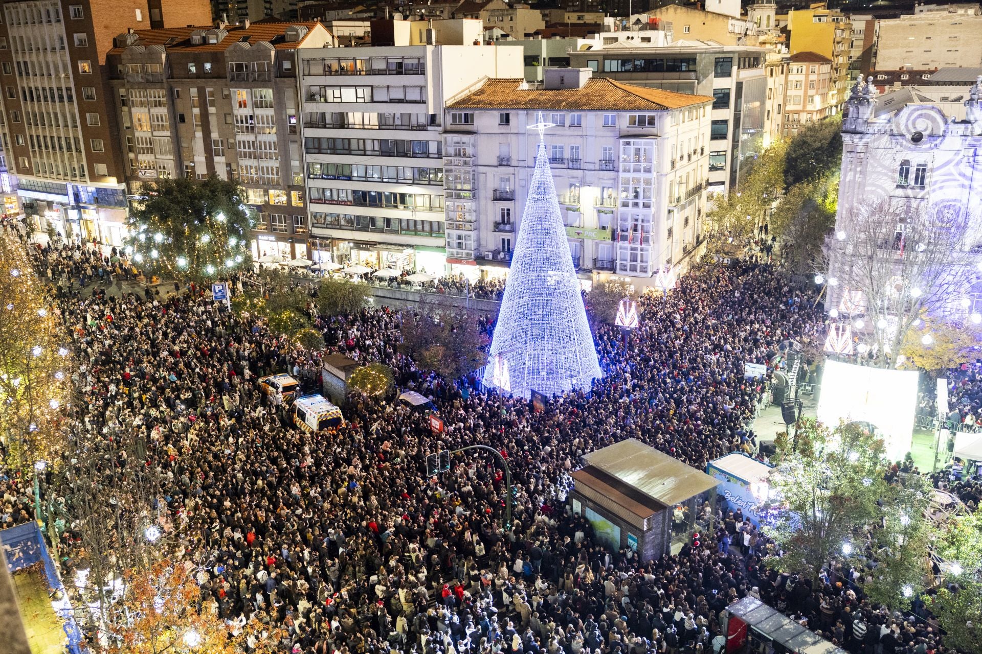 La Plaza del Ayuntamiento durante el encendido del año pasado.