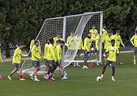 Los futbolistas del Racing, esta semana en La Albericia.