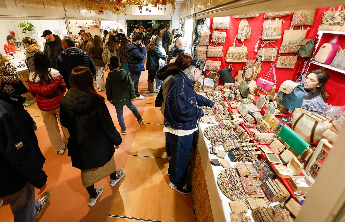 Los mostradores disponen de cualquier tipo de producto para regalar estas Navidades.