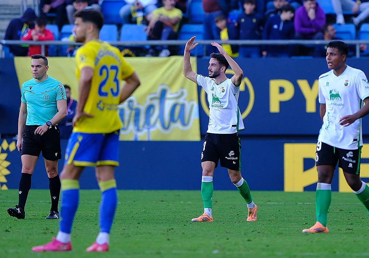 Andrés Martín se lamenta por una acción con empate a dos.