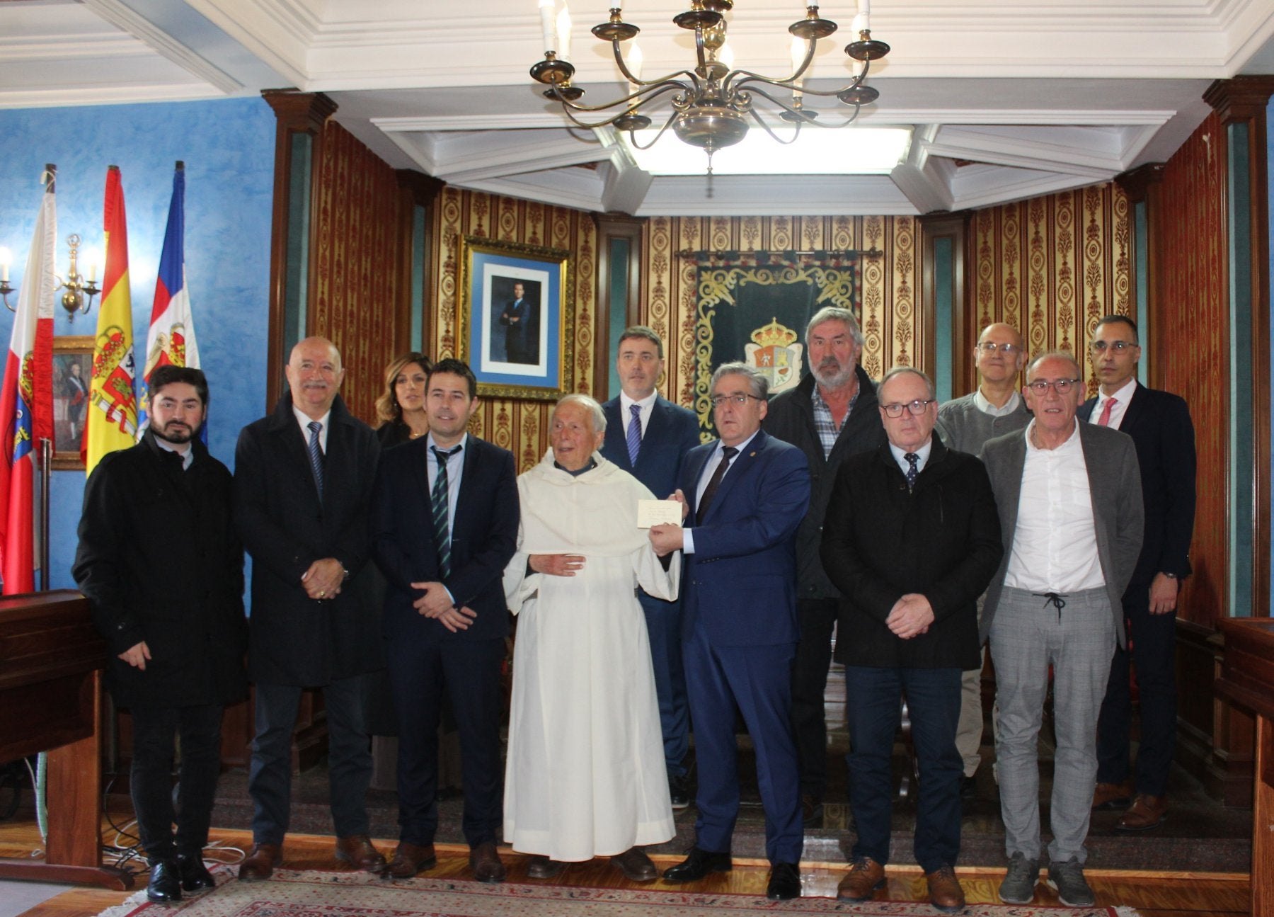 Autoridades reunidas ayer en el Ayuntamiento de Reinosa con motivo del Sermón de la Peseta.