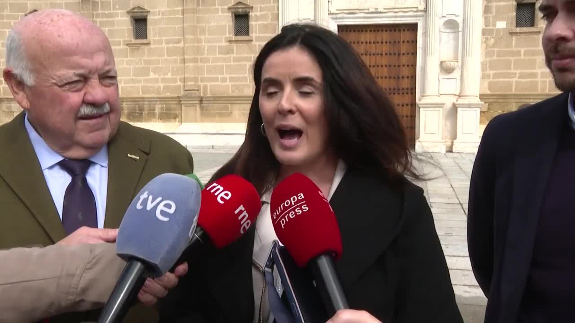 El Parlamento andaluz rinde homenaje a las víctimas del 11M