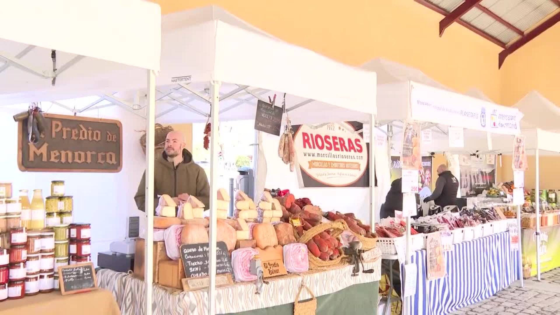Madrileños fomentan el comercio de proximidad en el Mercado de Productores