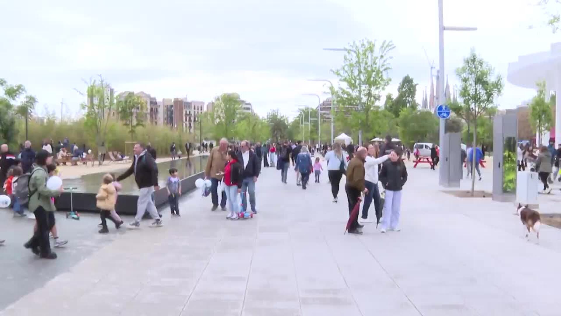 Barcelona inaugura el Parc de les Glòries de Barcelona tras más de diez años en obras