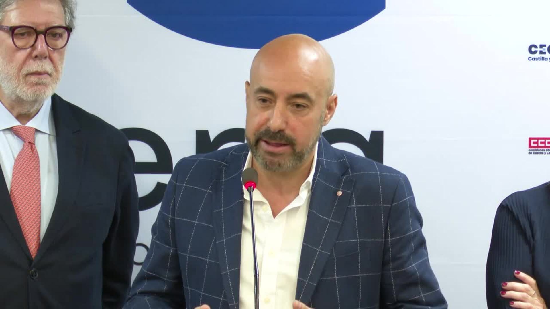 UGT esgrime datos para demostrar que la subida del SMI y pensiones no producen "hecatombes"