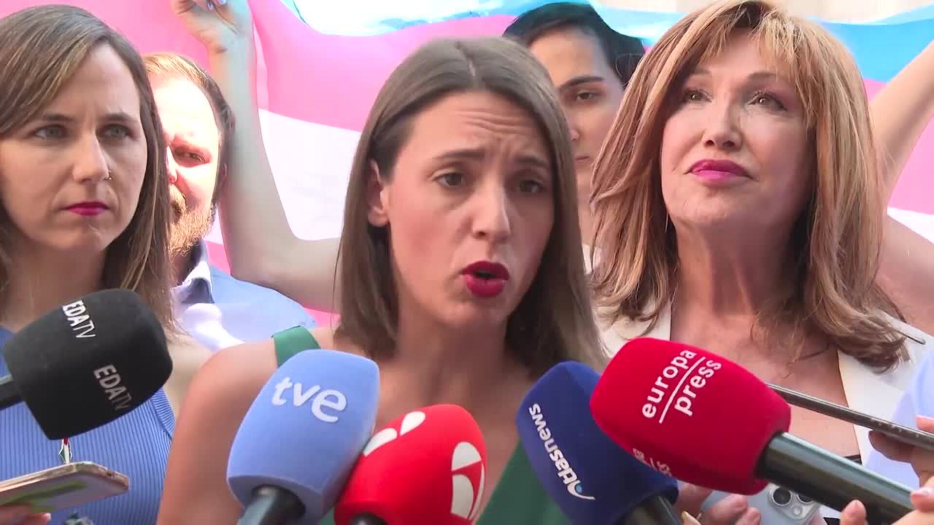 Podemos cree que la regeneración democrática no puede estar liderada por el PSOE
