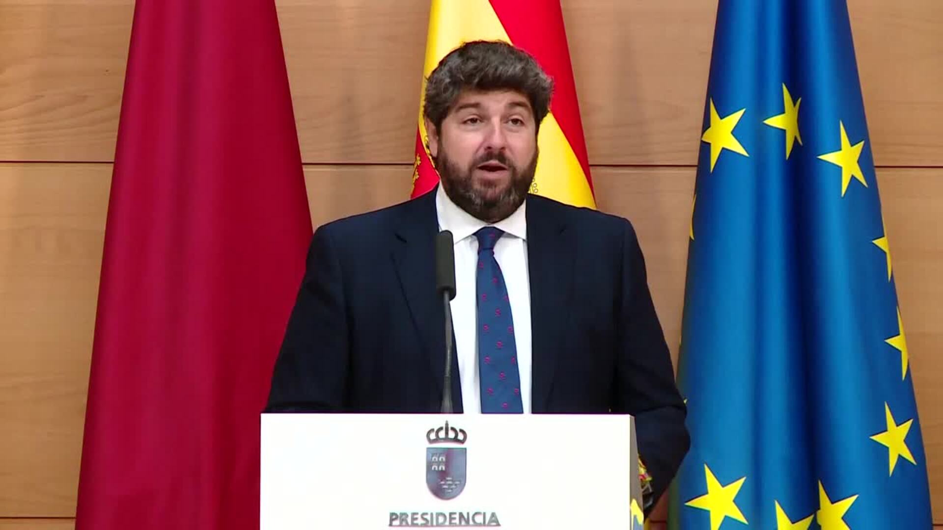 López Miras recibe a los alumnos graduados de la Academia General del Aire de San Javier