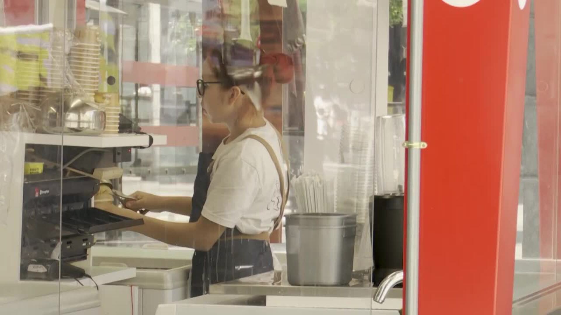 El paro sube en 22.101 personas en octubre tras el fin de la temporada estival