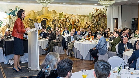 Gema Igual anuncia que no se va a Madrid: «Mi compromiso es con Santander»