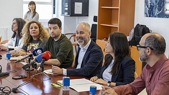 Los sindicatos exigen seguir con «el cronograma de medidas inaplazables para mejorar la educación»