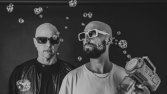 El dúo cántabro Burbu presenta su primer vinilo hoy en la Sala Niágara