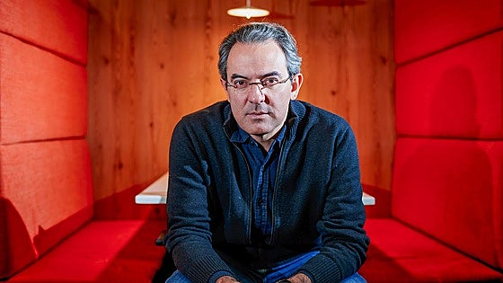 «La literatura puede intervenir en una sociedad y en su forma de rebelarse»