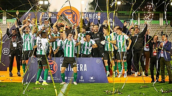 El campeón de Segunda recibirá el trofeo el mismo domingo