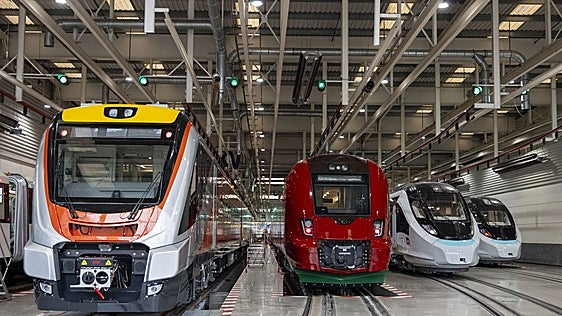 Media pide por carta a Puente un «calendario detallado» de la llegada de los nuevos trenes
