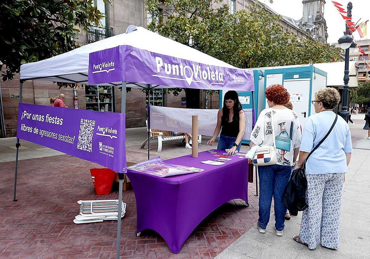 Las farmacias cántabras se ofrecen a colaborar en el reparto de preservativos gratis para los jóvenes