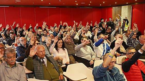 La Gimnástica convoca este jueves a sus socios en la asamblea general