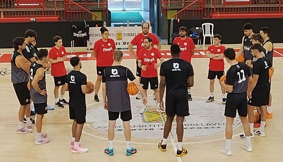Trece jugadores para buscar el play off
