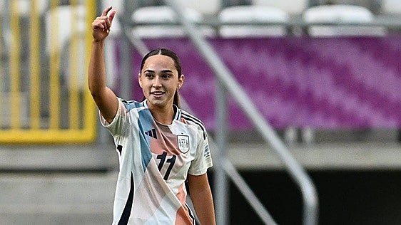 Tarde de gloria para Daniela Agote