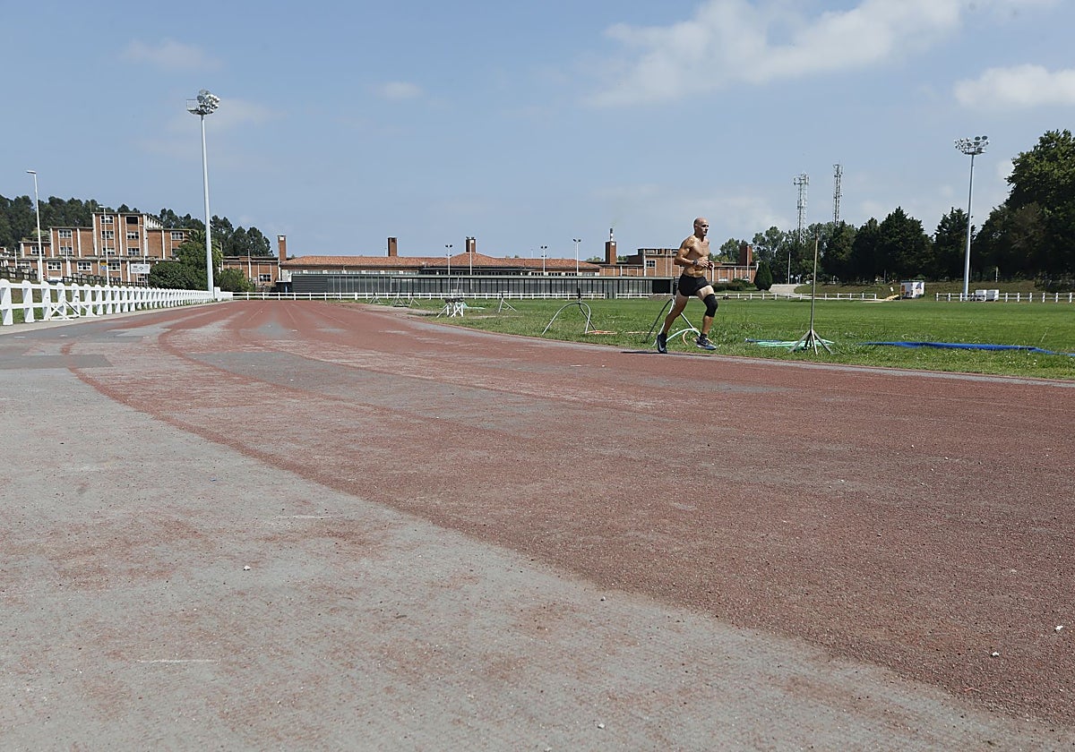 Torrelavega renovará la pista del Óscar Freire y la iluminación del Malecón
