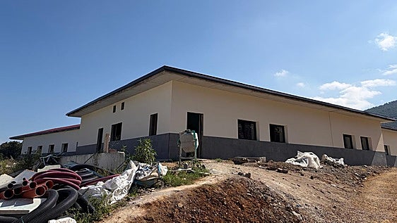 El colegio de Villaescusa encara la recta final de su ampliación tras años a la espera
