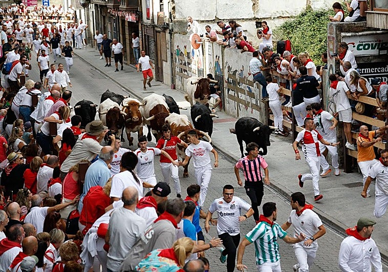 Los toros han puesto en apouros a varios corredores.