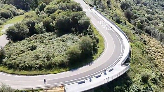 Rábago inaugura el reconstruido mirador de la carretera de El Soplao
