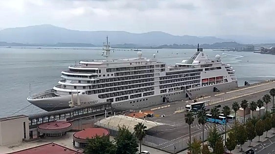 El crucero Silver Spirit hace escala en Santander