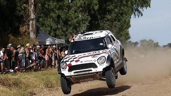 Nani Roma durante la etapa del Dakar. 