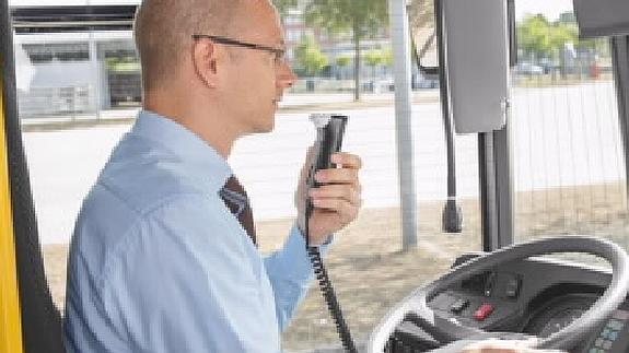 Si queda alcohol residual en la boca, el equipo lo detecta y lo indica.