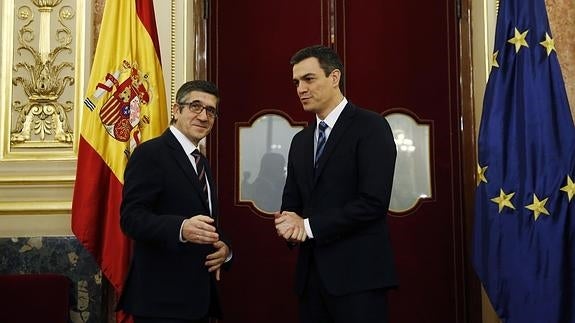 Patxi López y Pedro Sánchez. 