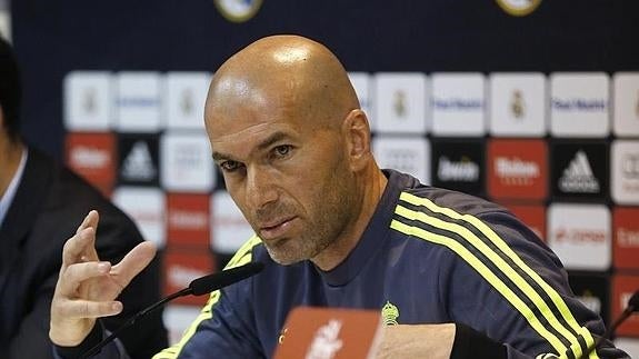 Zinedine Zidane, técnico del Real Madrid, en conferencia de prensa. 
