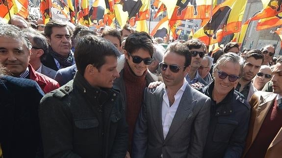 El Juli, junto a Enrique Ponce.