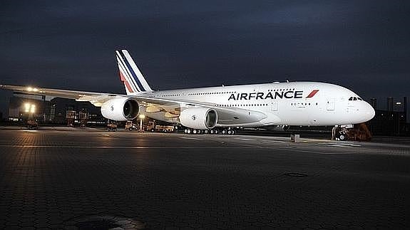 El avión de Air France iba a despegar ayer a las 21 horas.