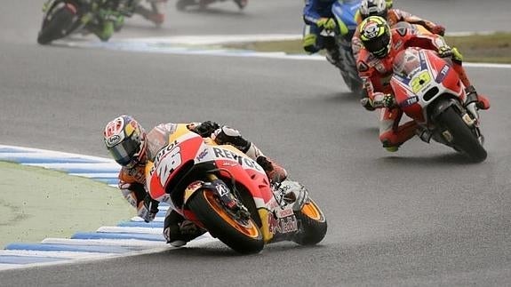 Dani Pedrosa, en cabeza en una carrera del Mundial. 