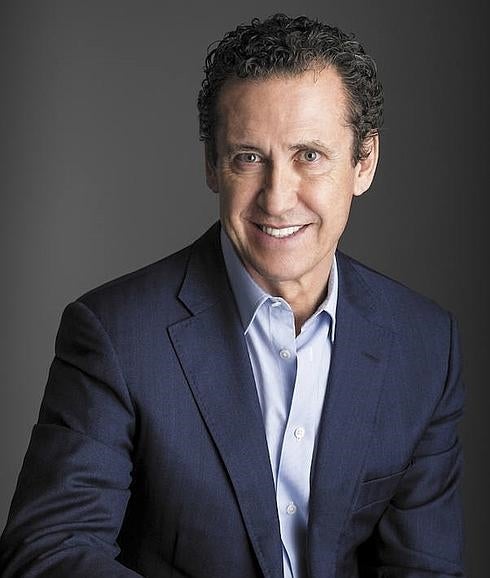 Valdano posa durante su promoción. 
