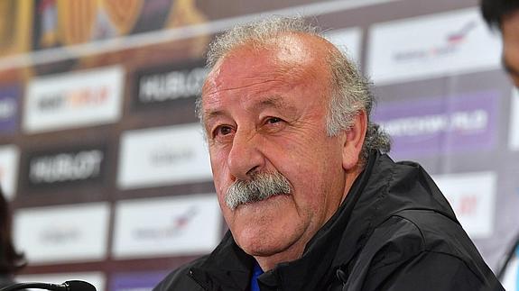 Vicente del Bosque, en plena rueda de prensa. 