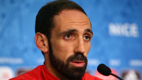 Juanfran, en rueda de prensa.