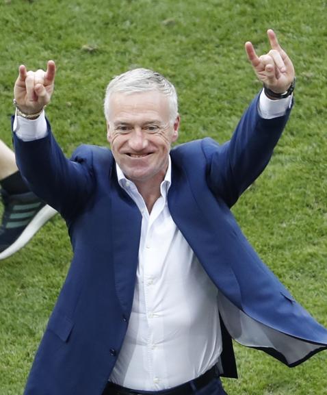 Deschamps celebra la victoria de su equipo. 