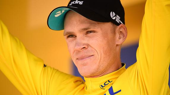 Froome celebra el liderato. 