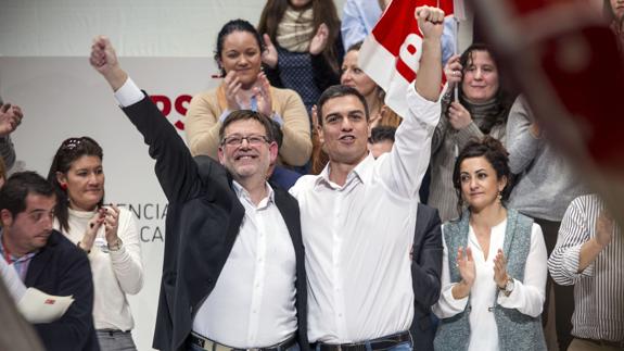 Ximo Puig y Pedro Sánchez, en febrero de 2015. 