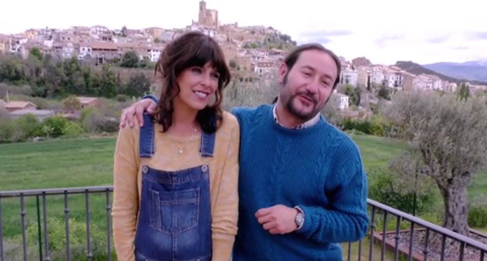 Belen Cuesta y Carlos Santos en 'Villaviciosa de al lado'.